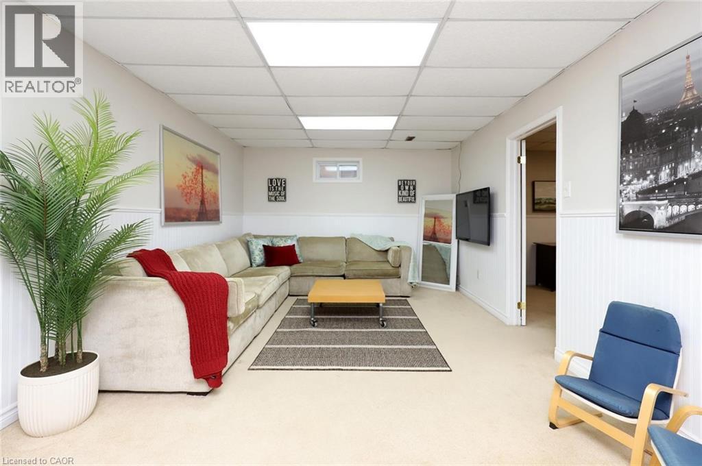 












4 CINDY Court

,
Grimsby,




Ontario
L3M4N9

