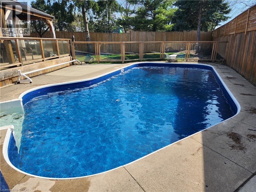 












4 CINDY Court

,
Grimsby,




Ontario
L3M4N9

