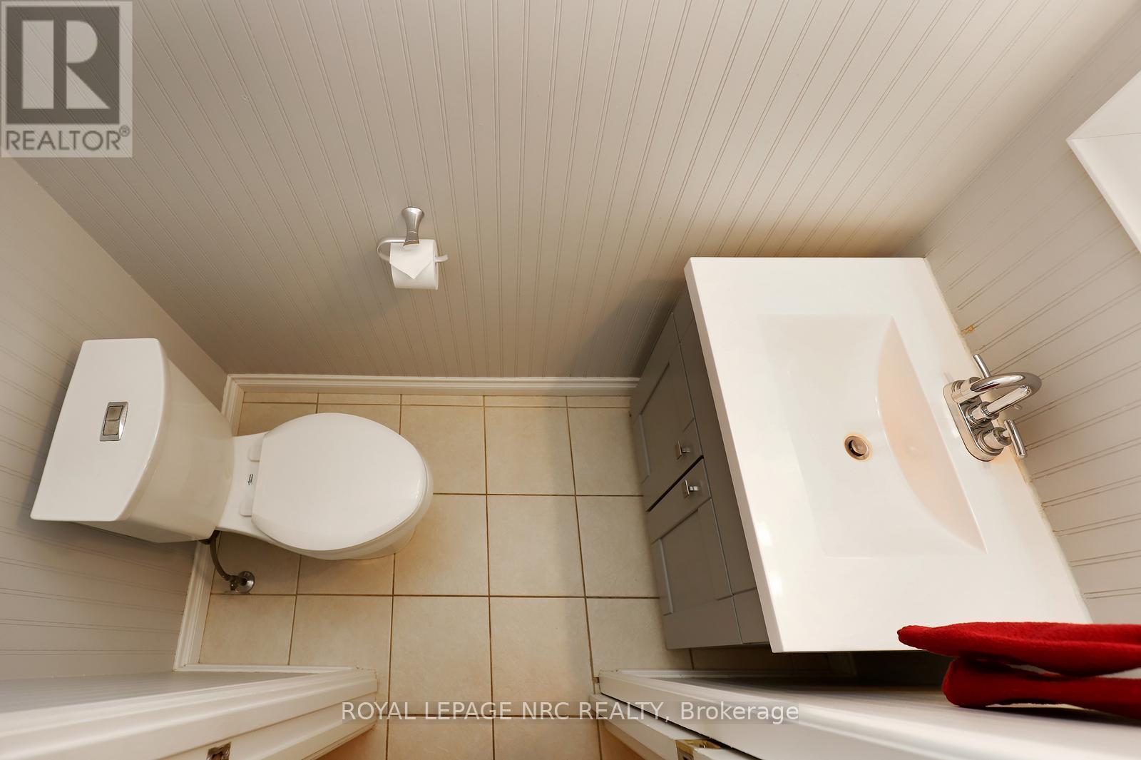 












4 CINDY COURT

,
Grimsby,




Ontario
L3M4N9

