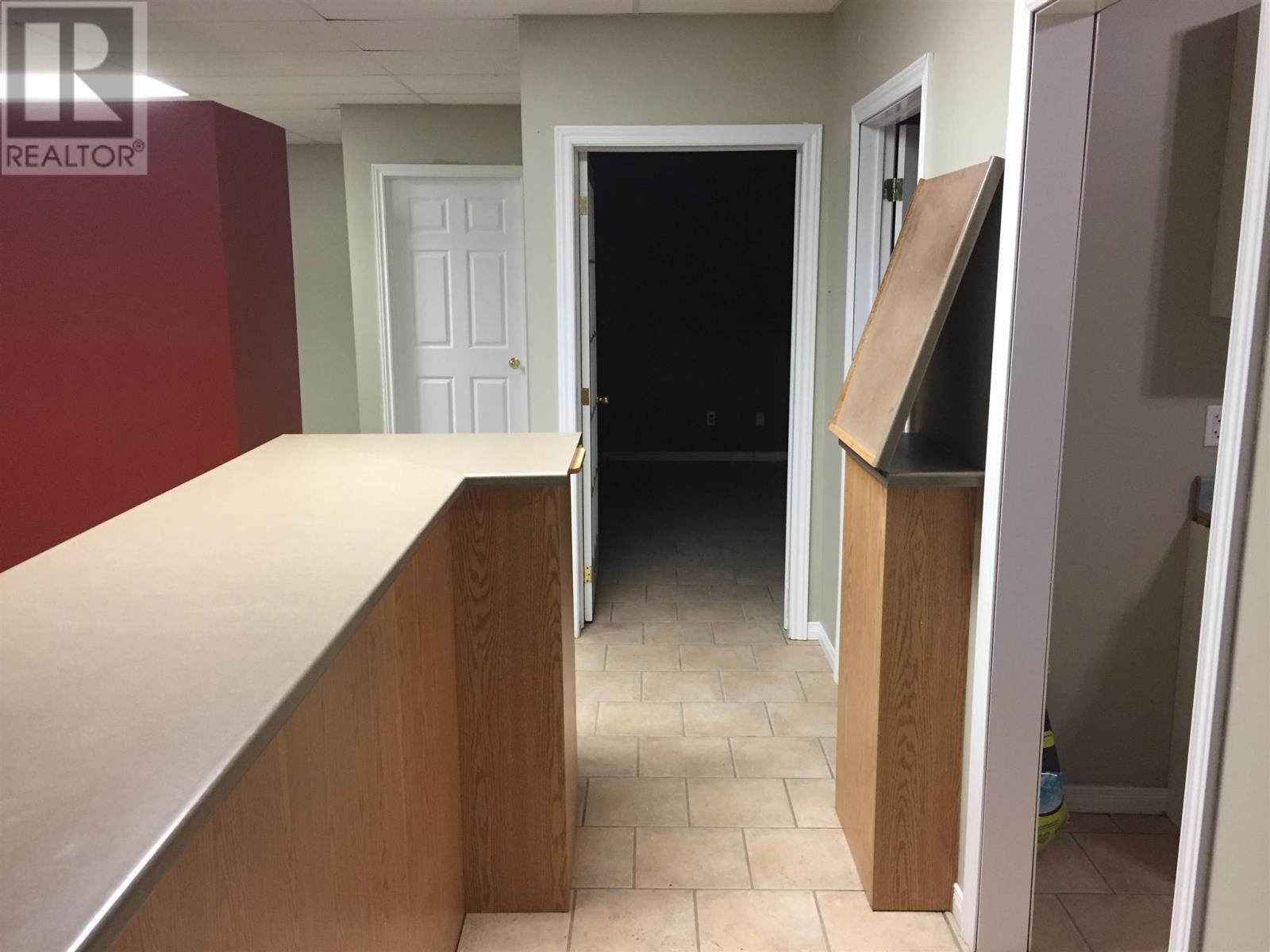 












5B Perini RD

,
Elliot Lake,




Ontario
P4A2T1

