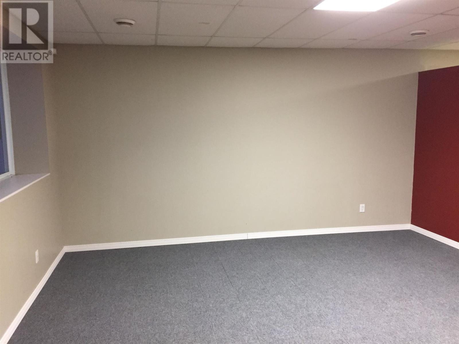 












5B Perini RD

,
Elliot Lake,




Ontario
P4A2T1

