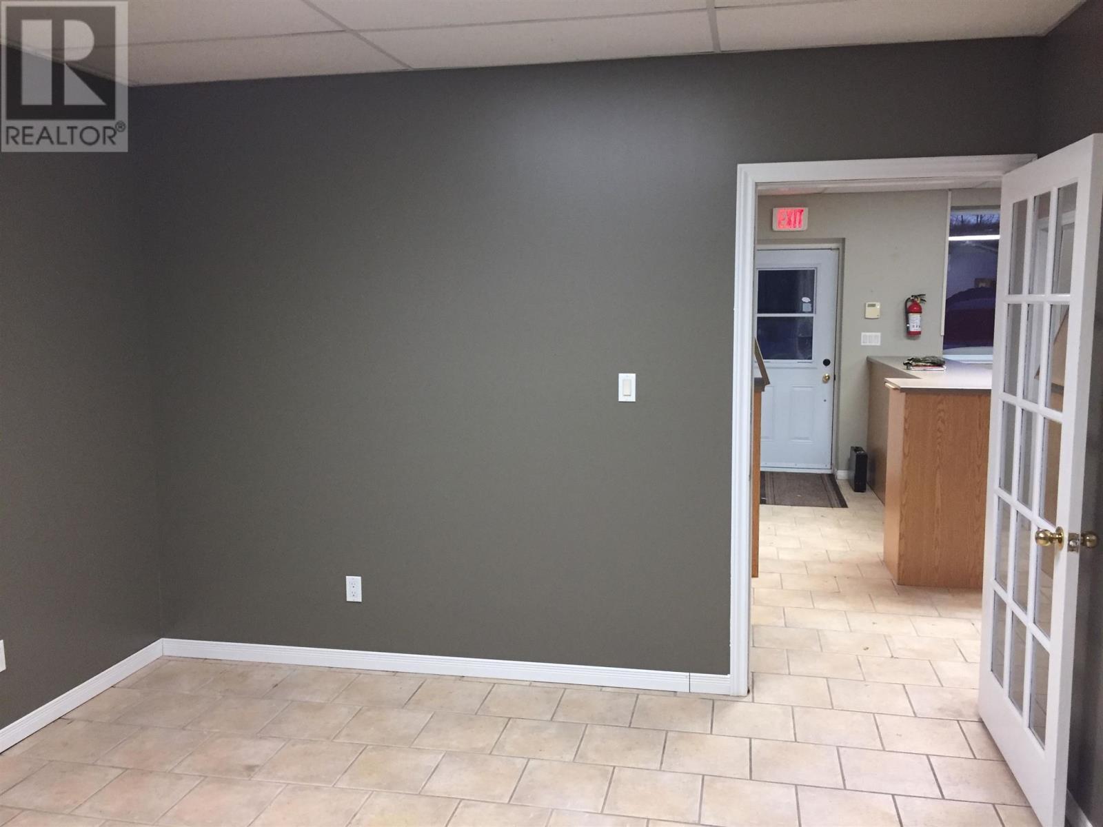 












5B Perini RD

,
Elliot Lake,




Ontario
P4A2T1

