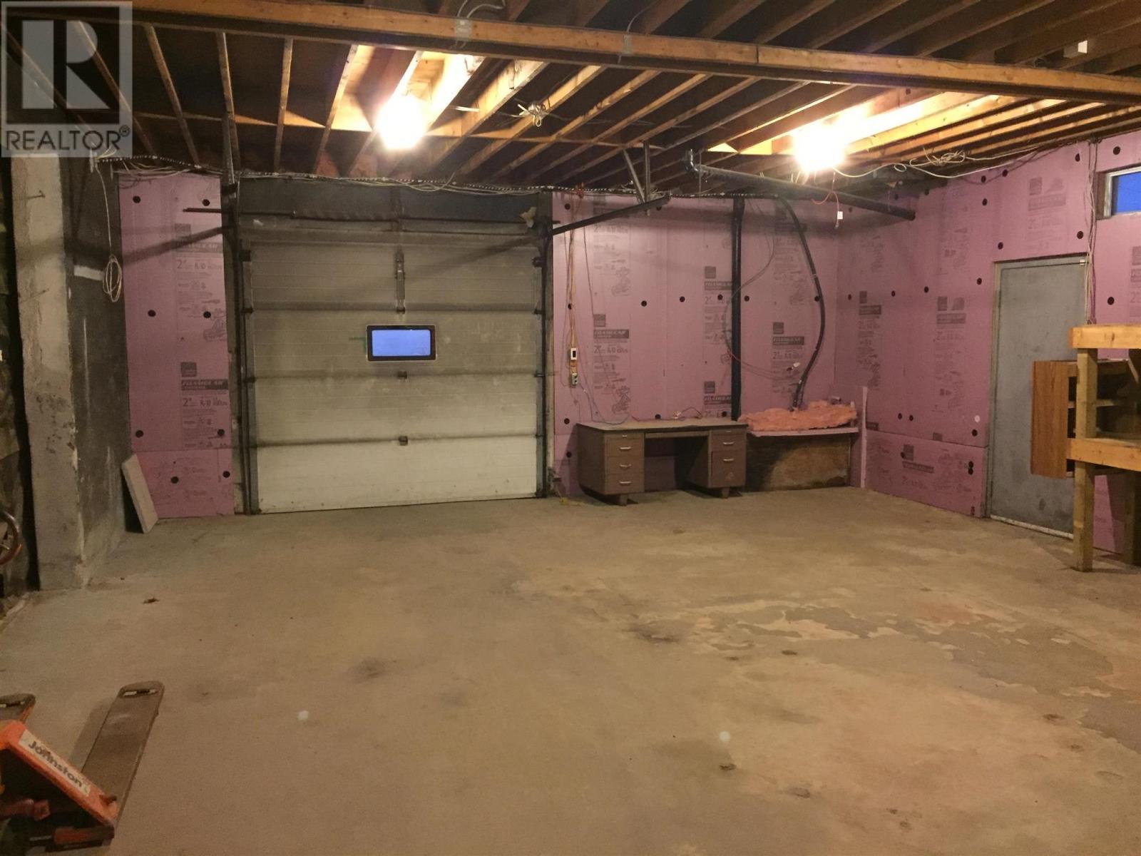 












5B Perini RD

,
Elliot Lake,




Ontario
P4A2T1

