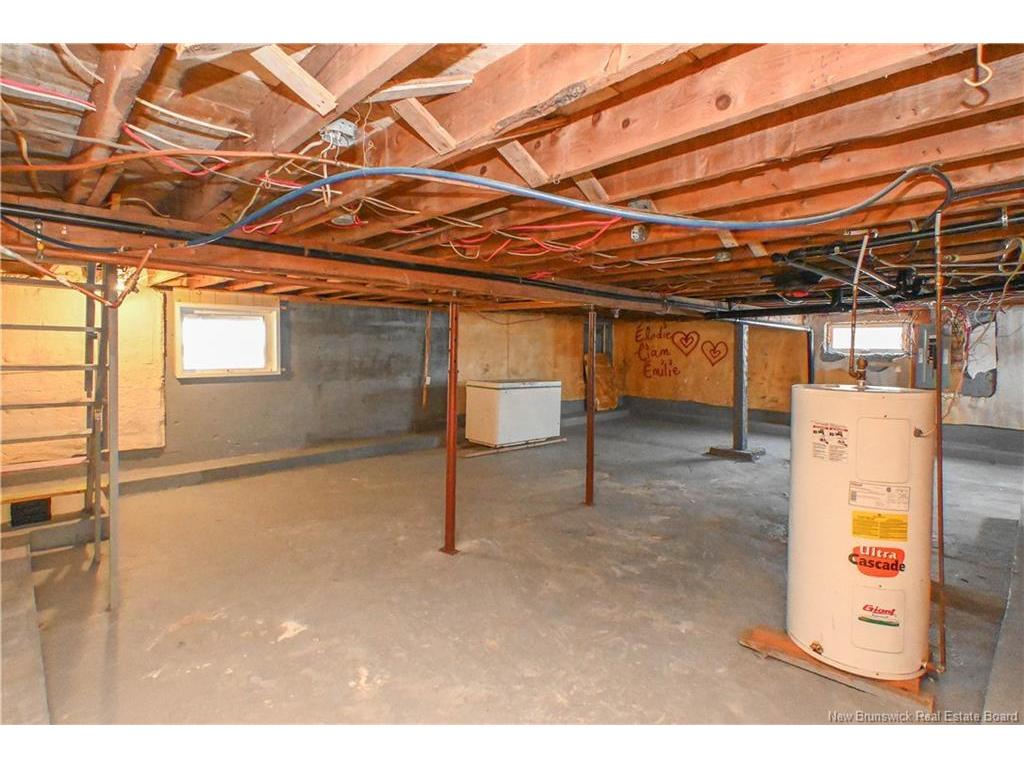 









1965


Route  335

,
Saint-Simon,




NB
E8P 2A8

