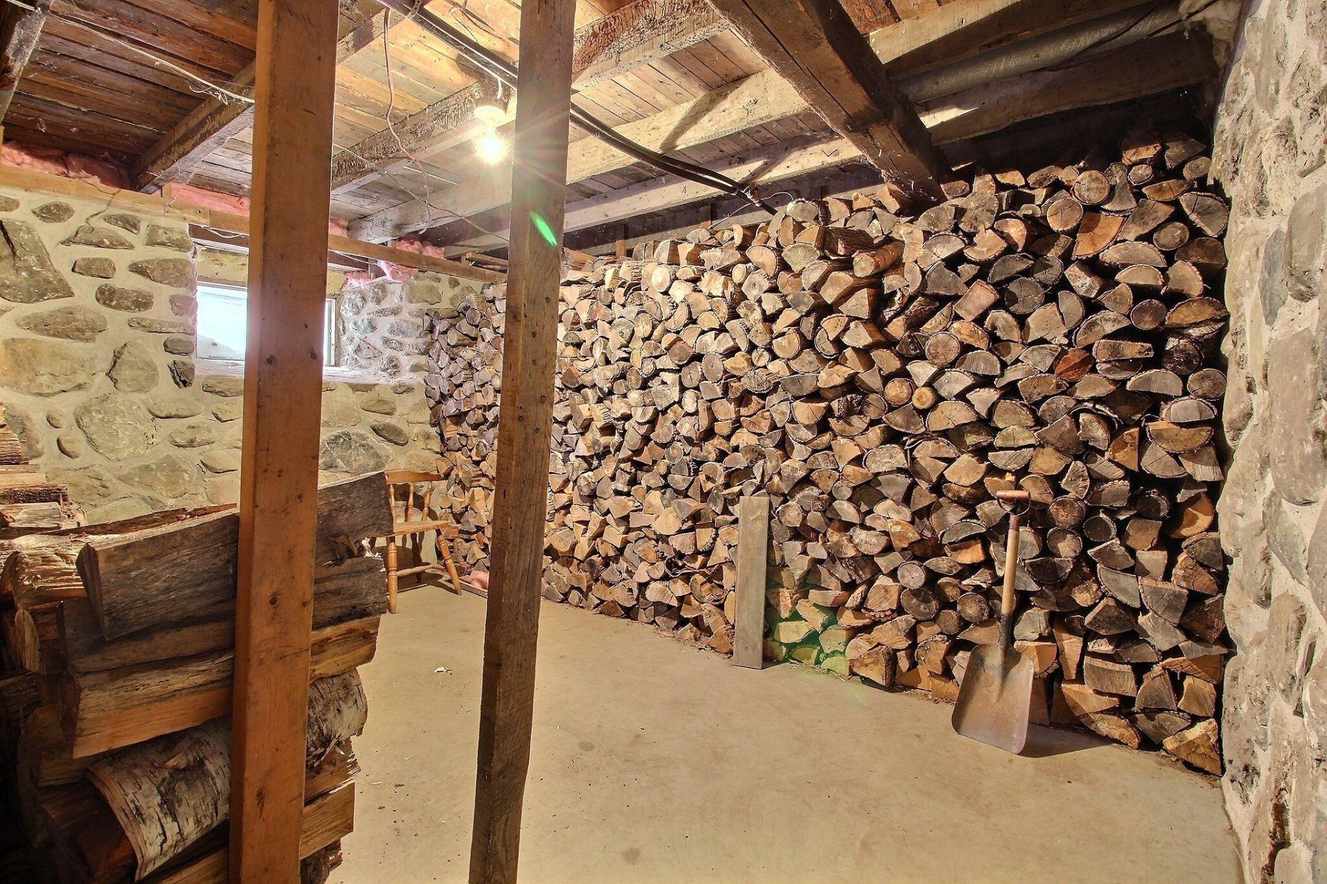 









2436


13e Rang

,
Orford,




QC
J1X0S4

