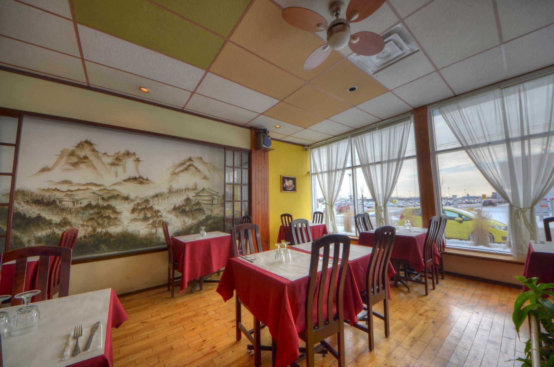 









294


Rue Gladstone

,
Longueuil (Greenfield Park),




QC
J4V2P7

