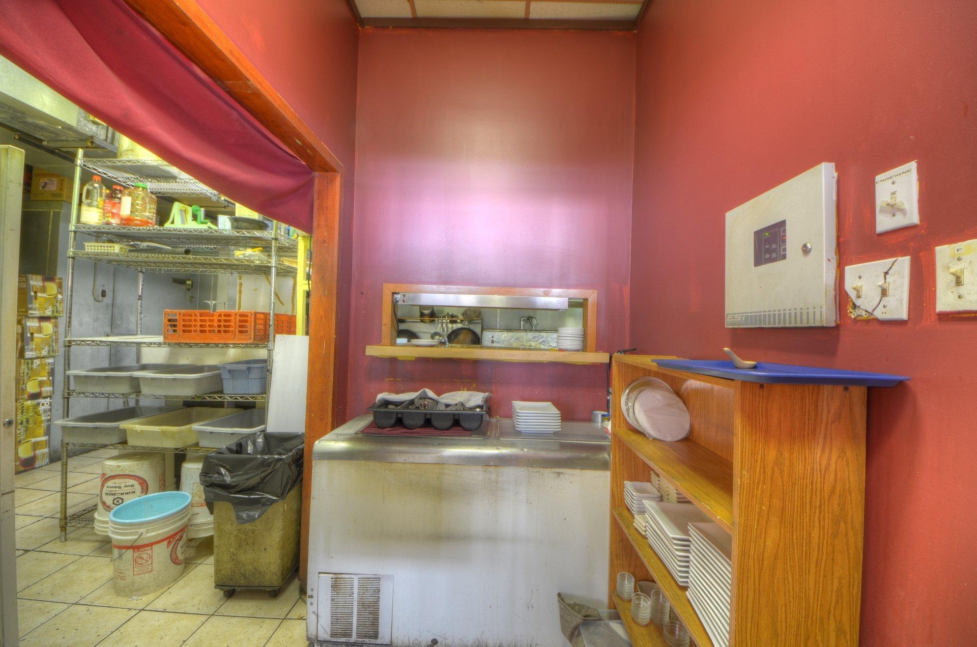 









294


Rue Gladstone

,
Longueuil (Greenfield Park),




QC
J4V2P7

