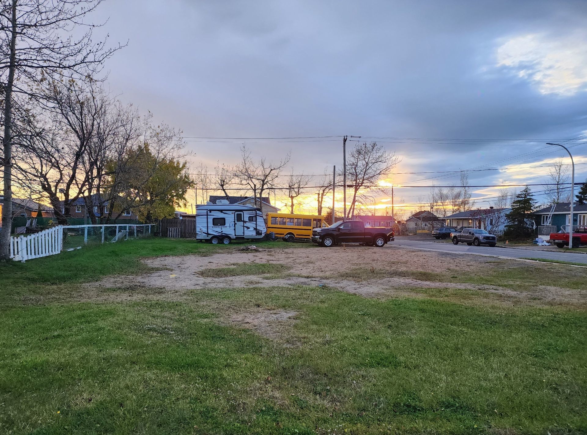 









999


Av. De Quen

,
Sept-Îles,







QC
G4R2S4

