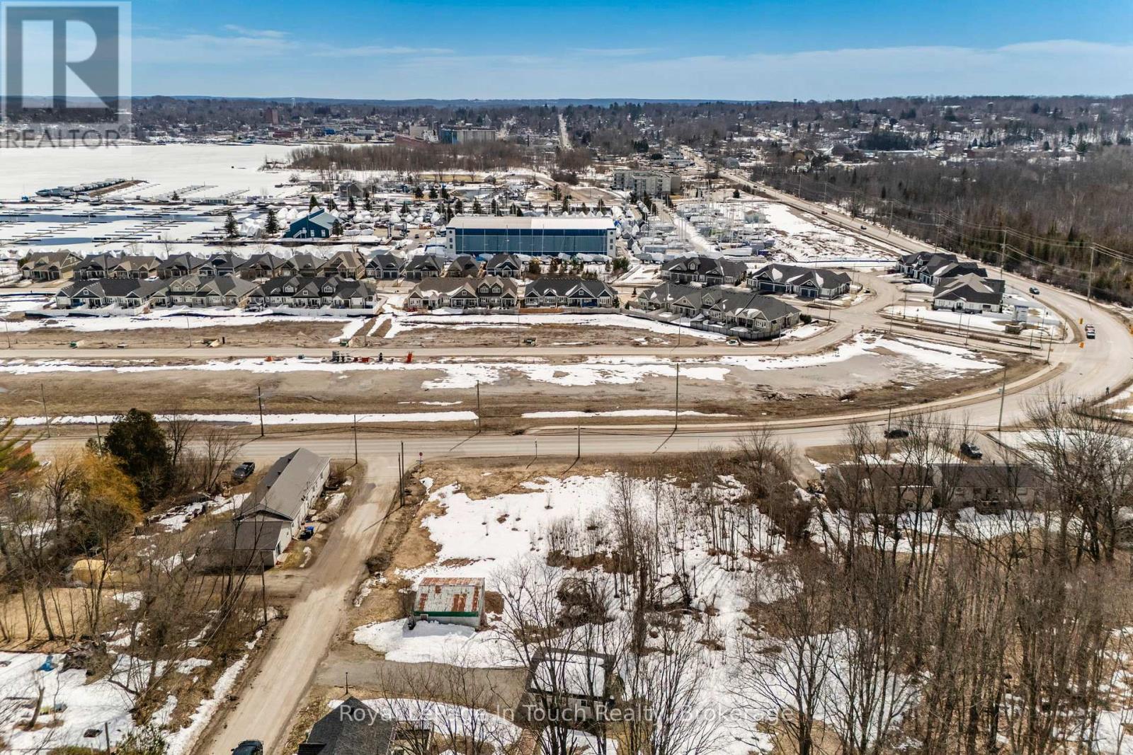 












204 GIANETTO DRIVE

,
Midland,







Ontario
L4R5J4

