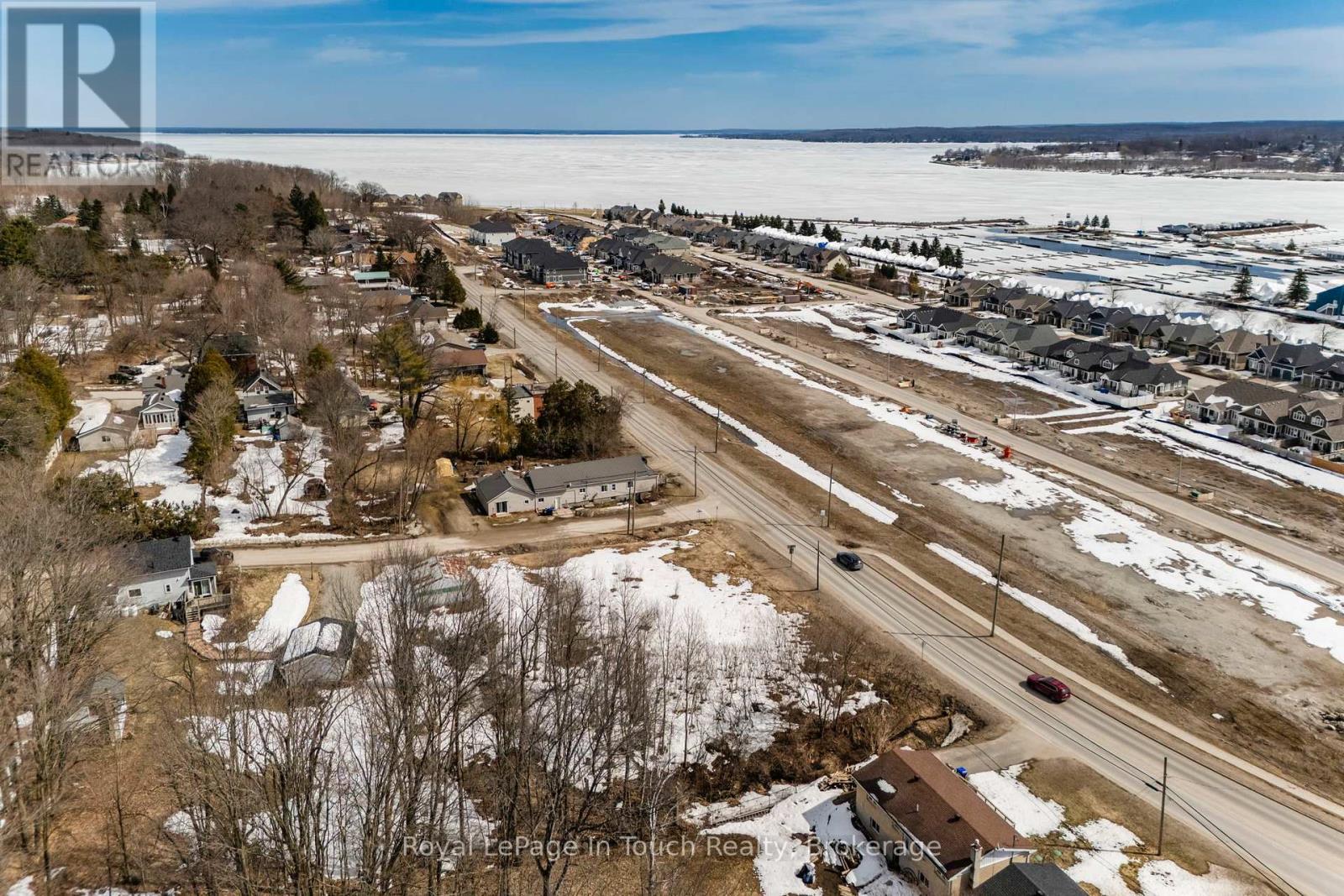 












204 GIANETTO DRIVE

,
Midland,







Ontario
L4R5J4

