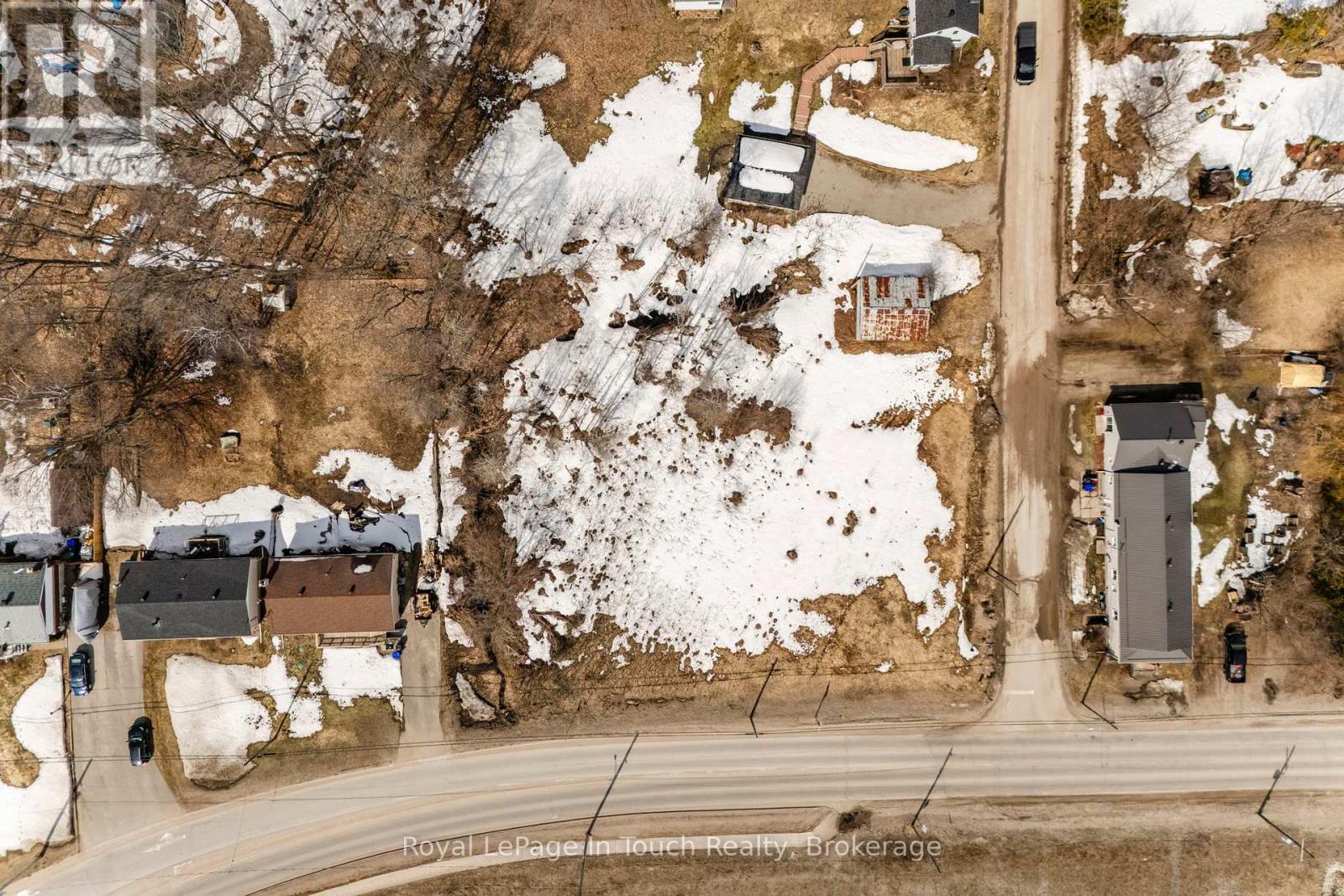 












204 GIANETTO DRIVE

,
Midland,







Ontario
L4R5J4

