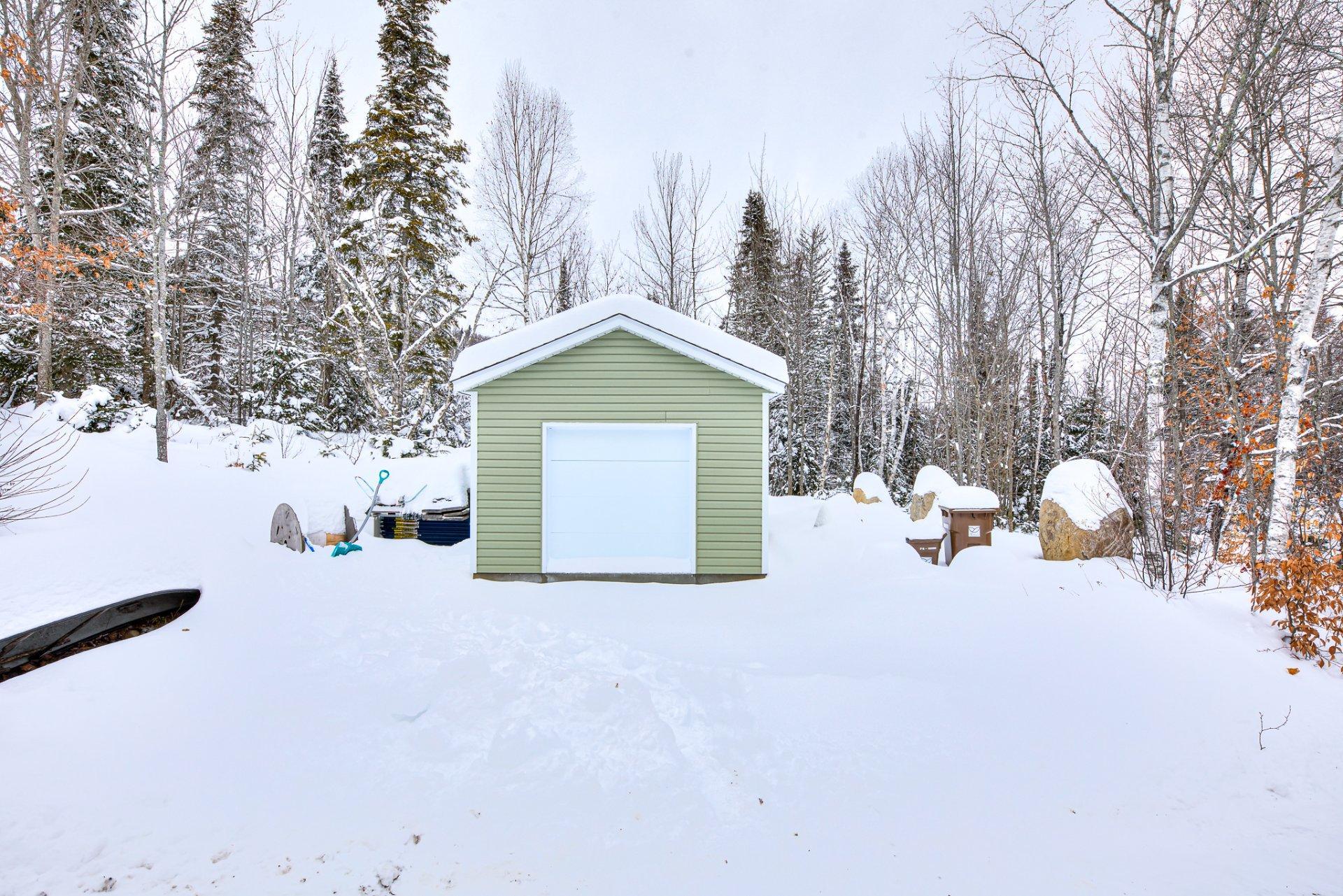 









101


Mtée Manitonga

,
Lac-Supérieur,




QC
J0T1J0

