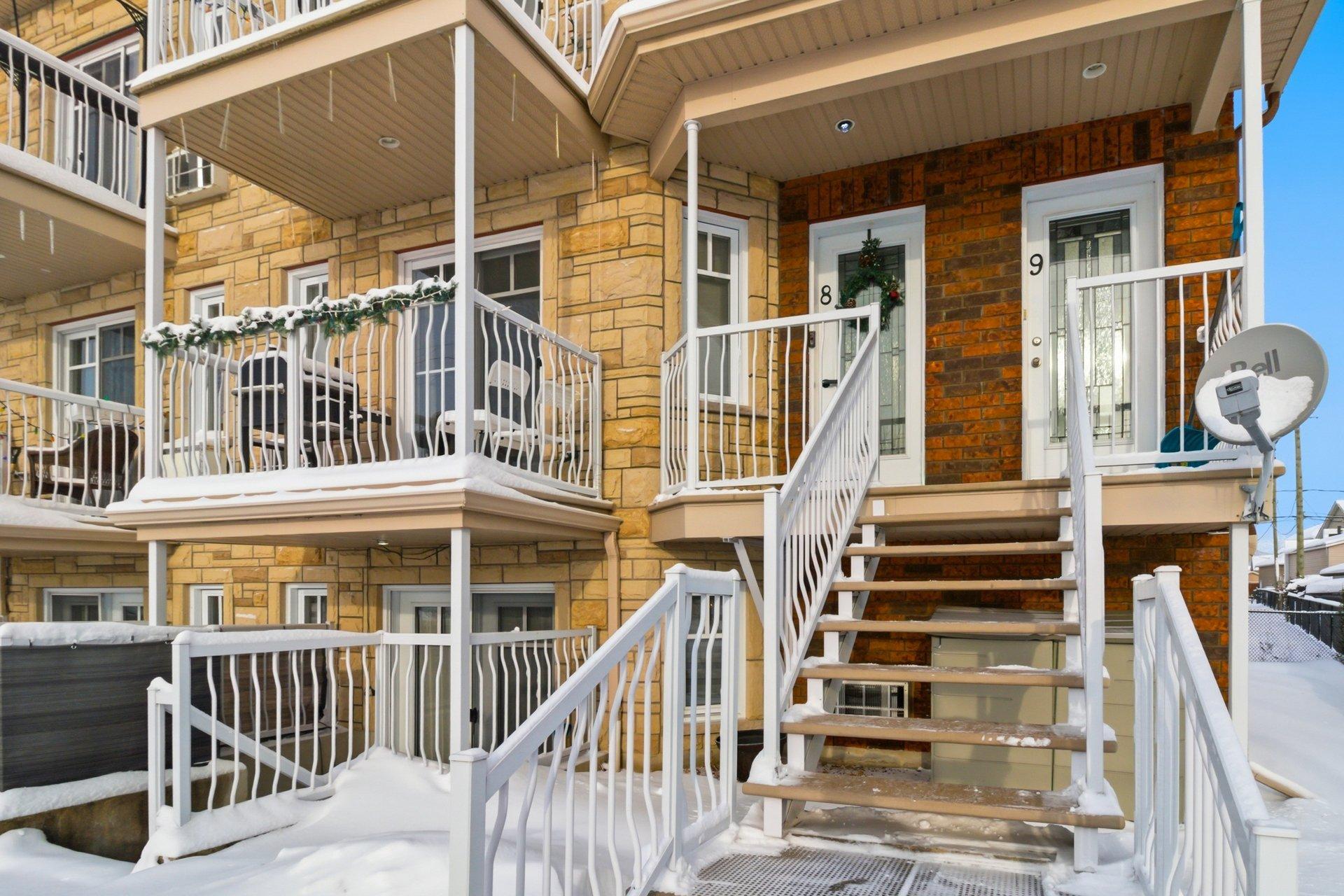 









1571


Ch. de Montréal O.

,
Gatineau (Masson-Angers),




QC
J8M1V9

