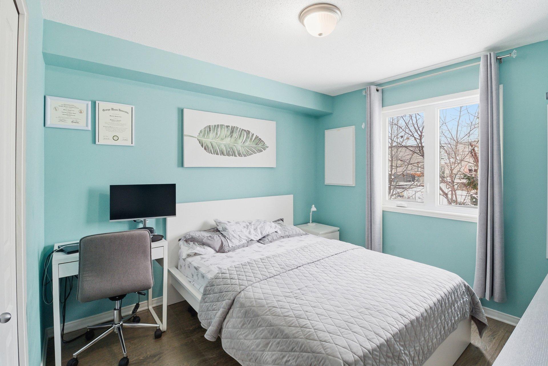 









1571


Ch. de Montréal O.

,
Gatineau (Masson-Angers),




QC
J8M1V9

