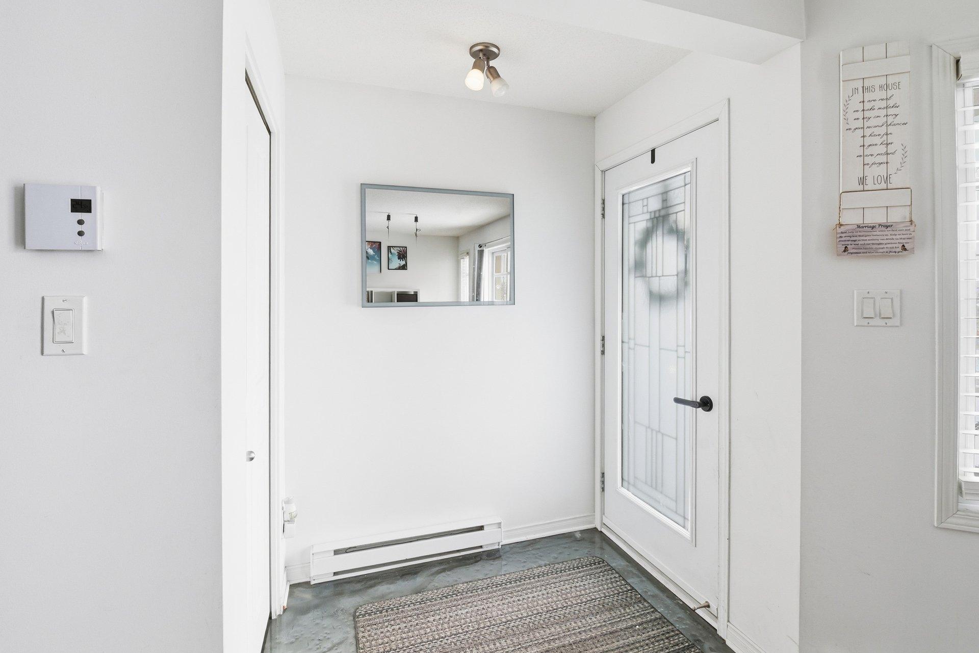 









1571


Ch. de Montréal O.

,
Gatineau (Masson-Angers),




QC
J8M1V9

