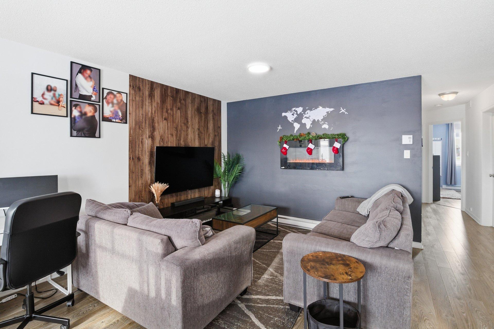 









1571


Ch. de Montréal O.

,
Gatineau (Masson-Angers),




QC
J8M1V9

