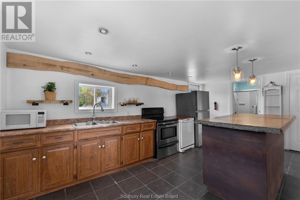 












140 River Street

,
Massey,




Ontario
P0P1P0

