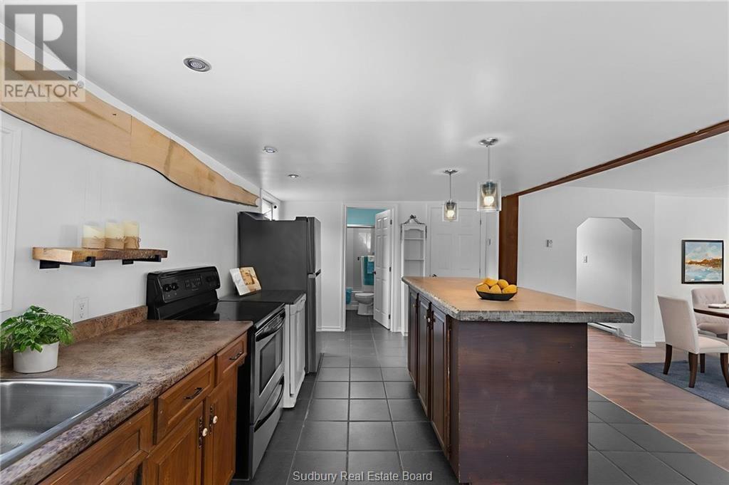 












140 River Street

,
Massey,




Ontario
P0P1P0

