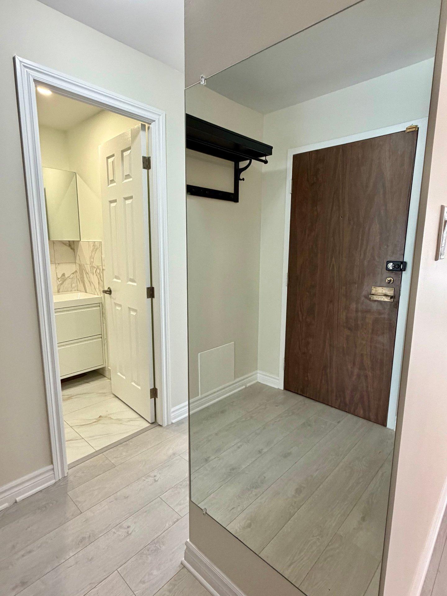 









7905


Ch. de la Côte-St-Luc

, 204,
Côte-Saint-Luc,




QC
H4W2W4

