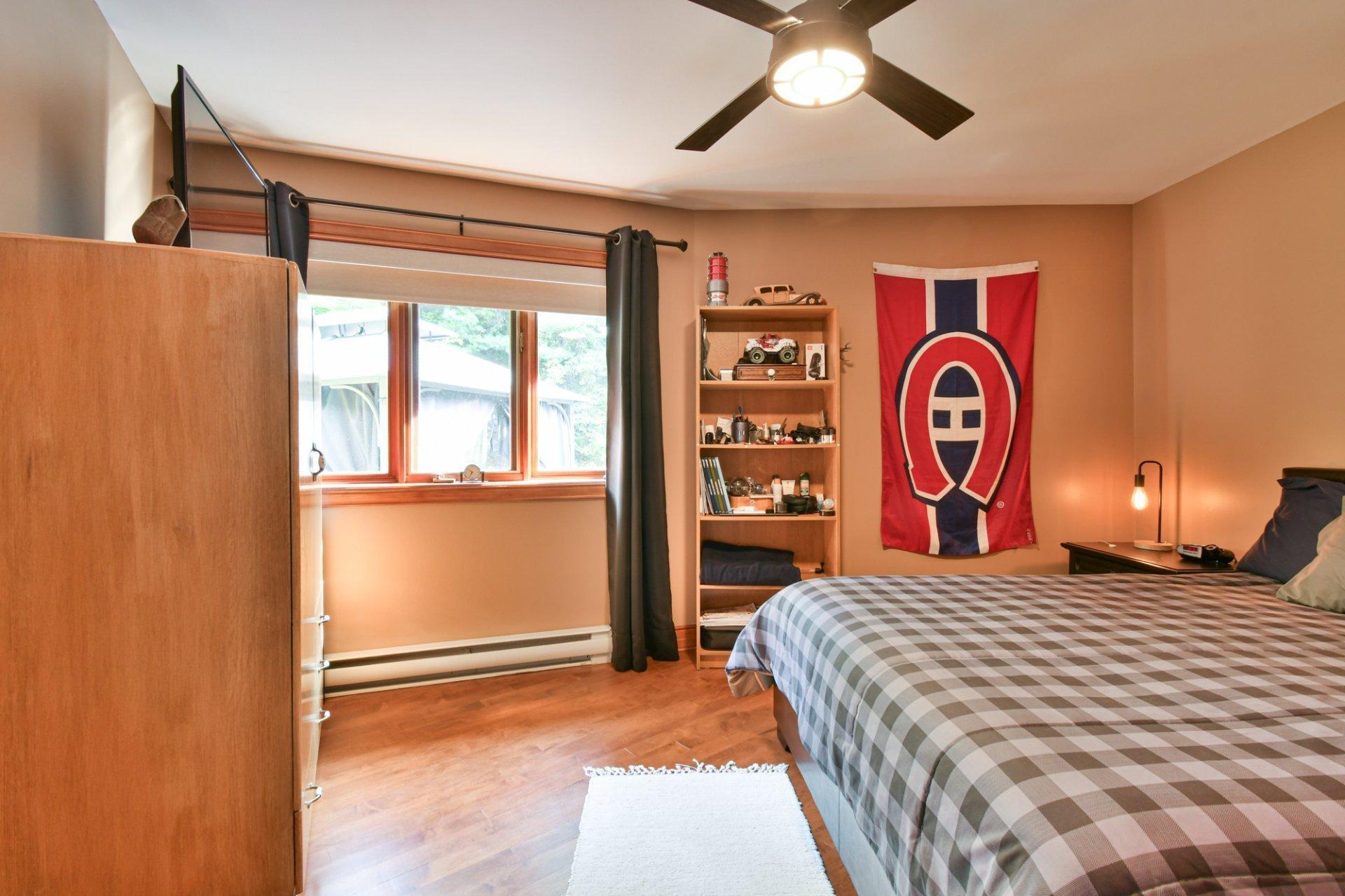 









744


Rue de Fribourg

,
Sainte-Adèle,




QC
J8B2G6

