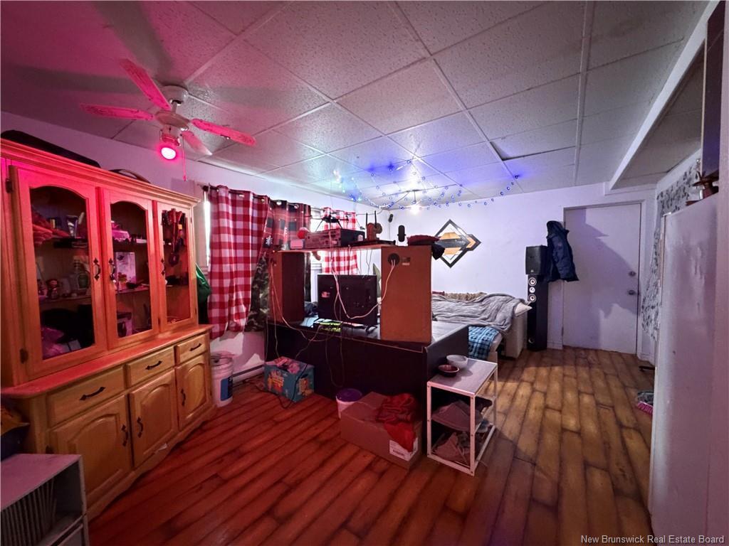 









246


Rue Acadie

,
Beresford,




NB
E8K 2E7

