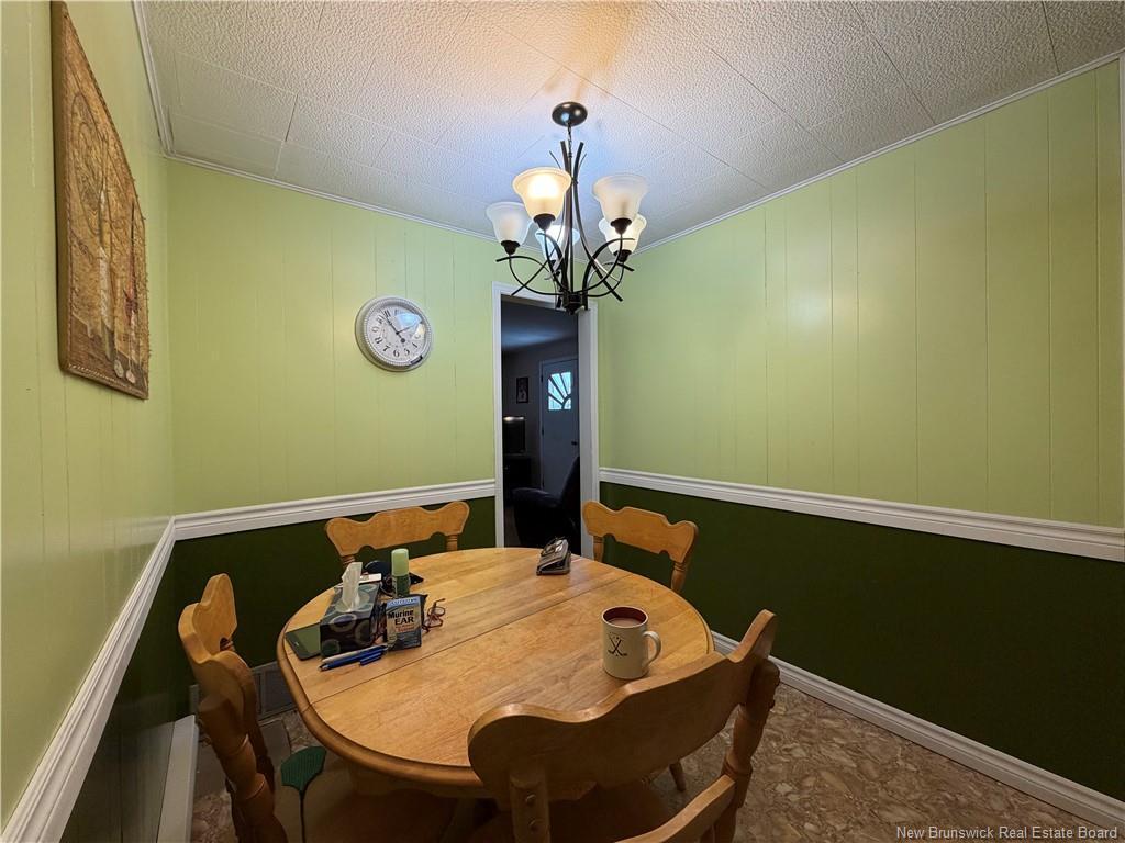 









246


Rue Acadie

,
Beresford,




NB
E8K 2E7

