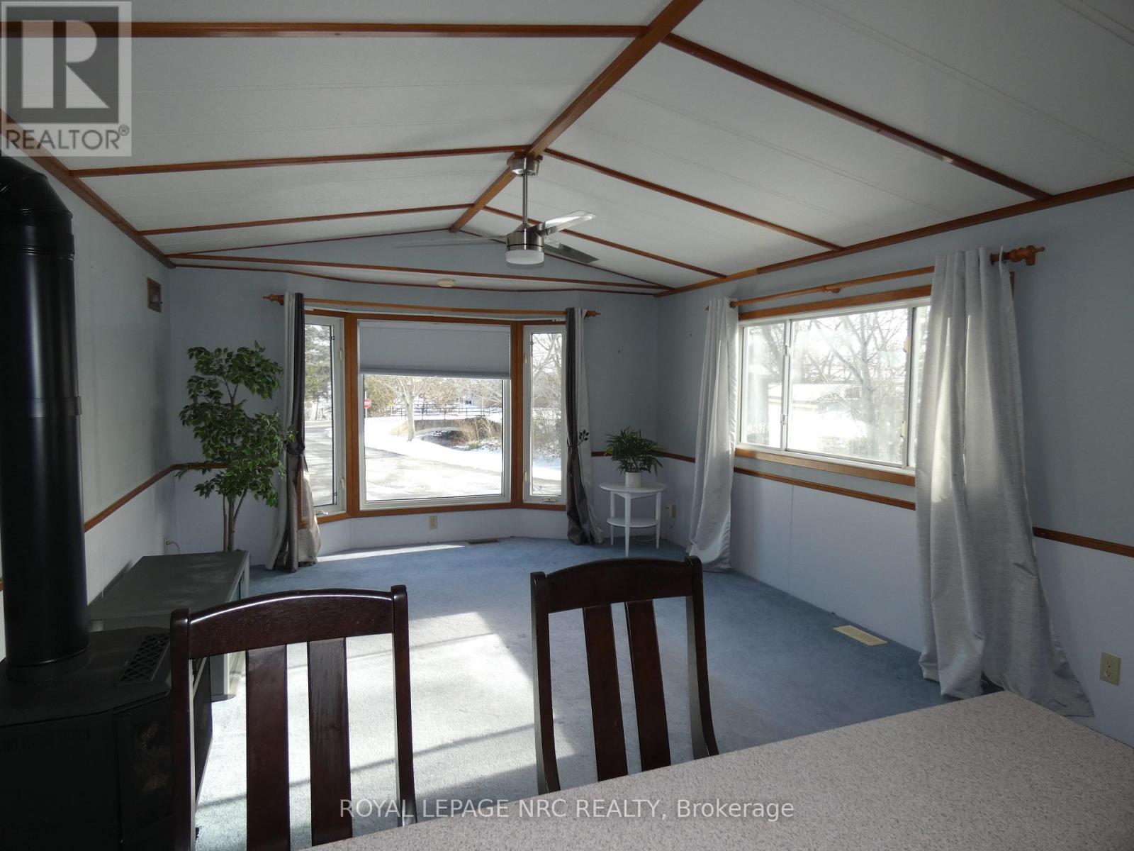 












121 - 3033 TOWNLINE ROAD

,
Fort Erie (Black Creek),




Ontario
L0S1S1

