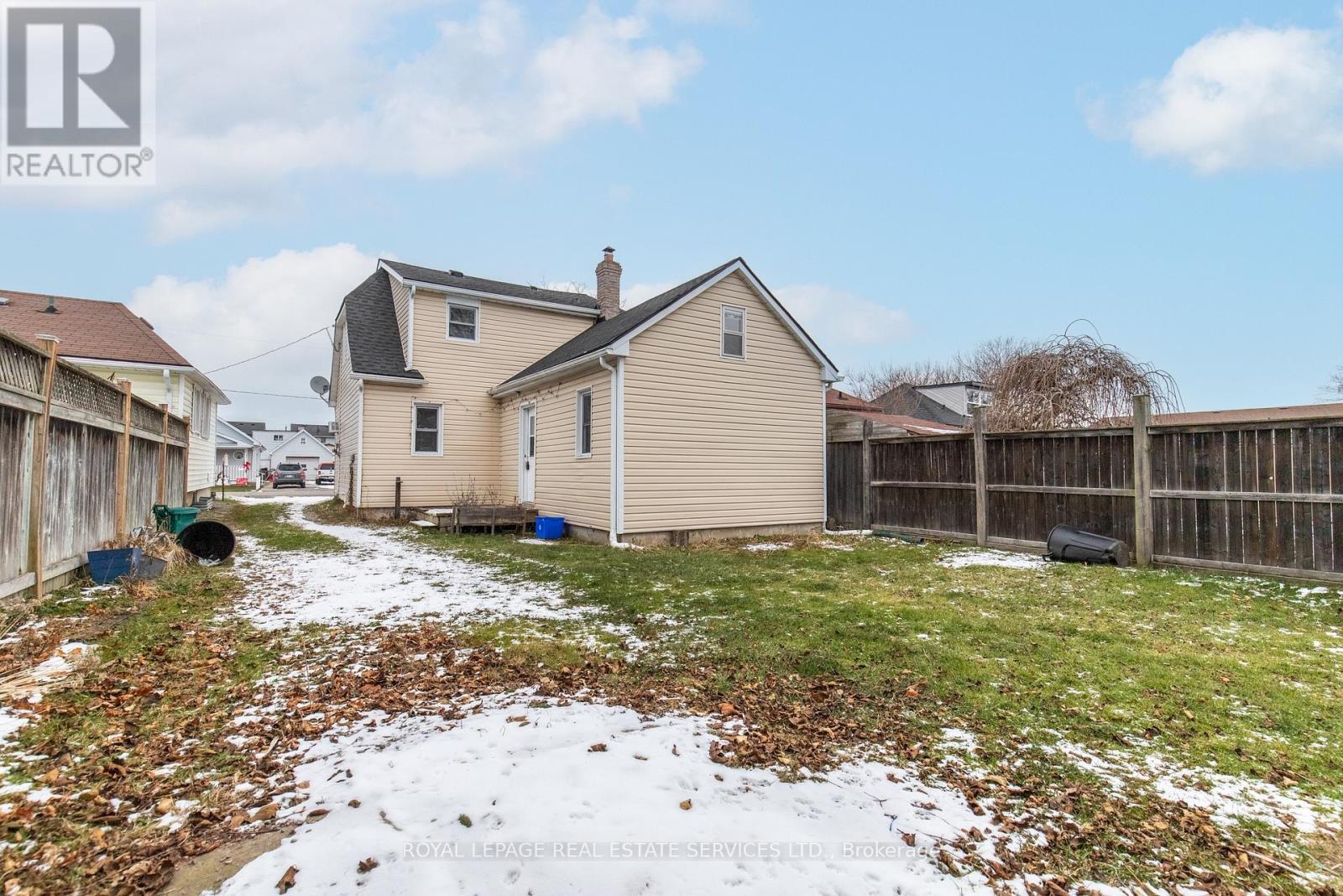 












53 KINSEY STREET

,
St. Catharines,




Ontario
L2S1E2

