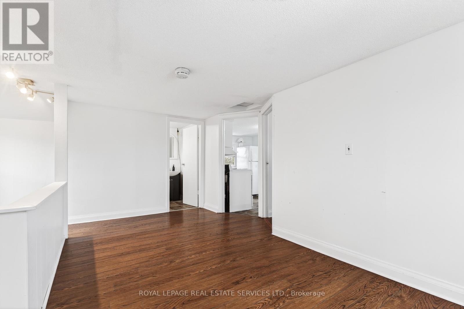 












53 KINSEY STREET

,
St. Catharines,




Ontario
L2S1E2

