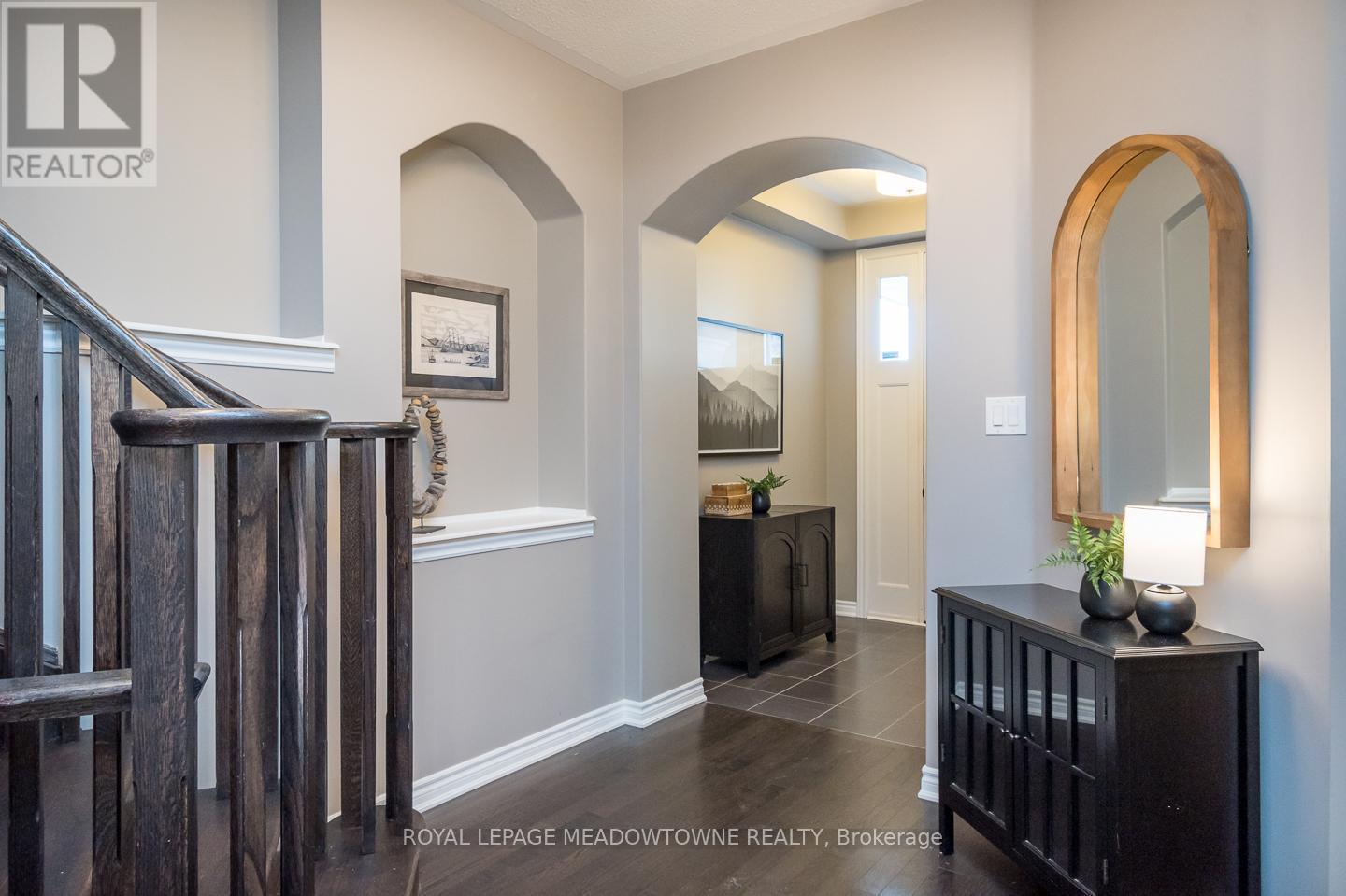 












20 - 485 PRINGLE AVENUE

,
Milton,




Ontario
L9T8A9

