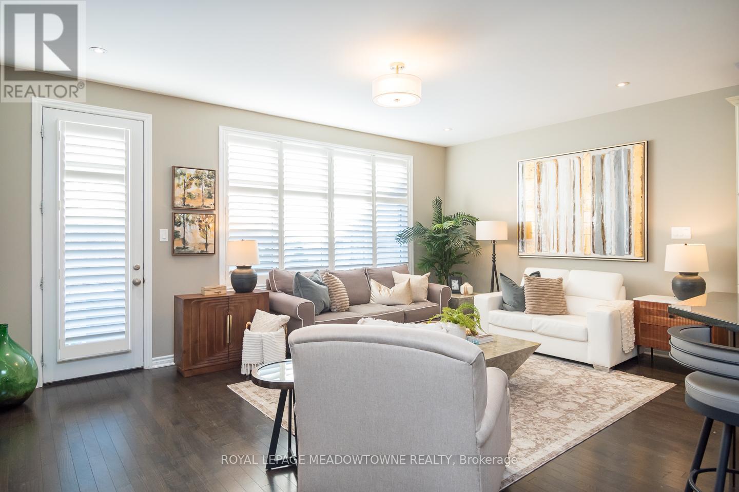 












20 - 485 PRINGLE AVENUE

,
Milton,




Ontario
L9T8A9

