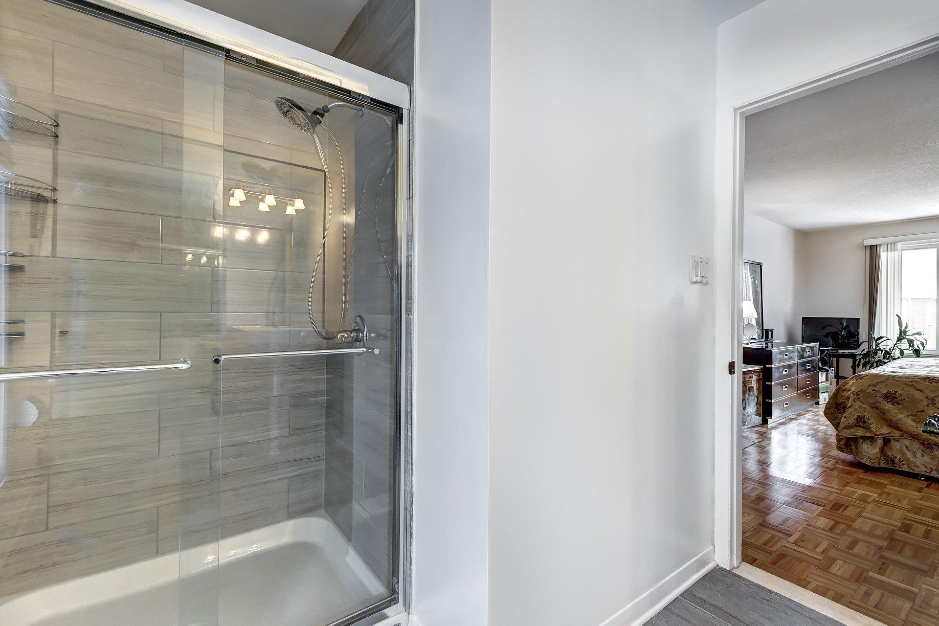 









1148


Rue Tecumseh

,
Dollard-des-Ormeaux,




QC
H9B2Z6

