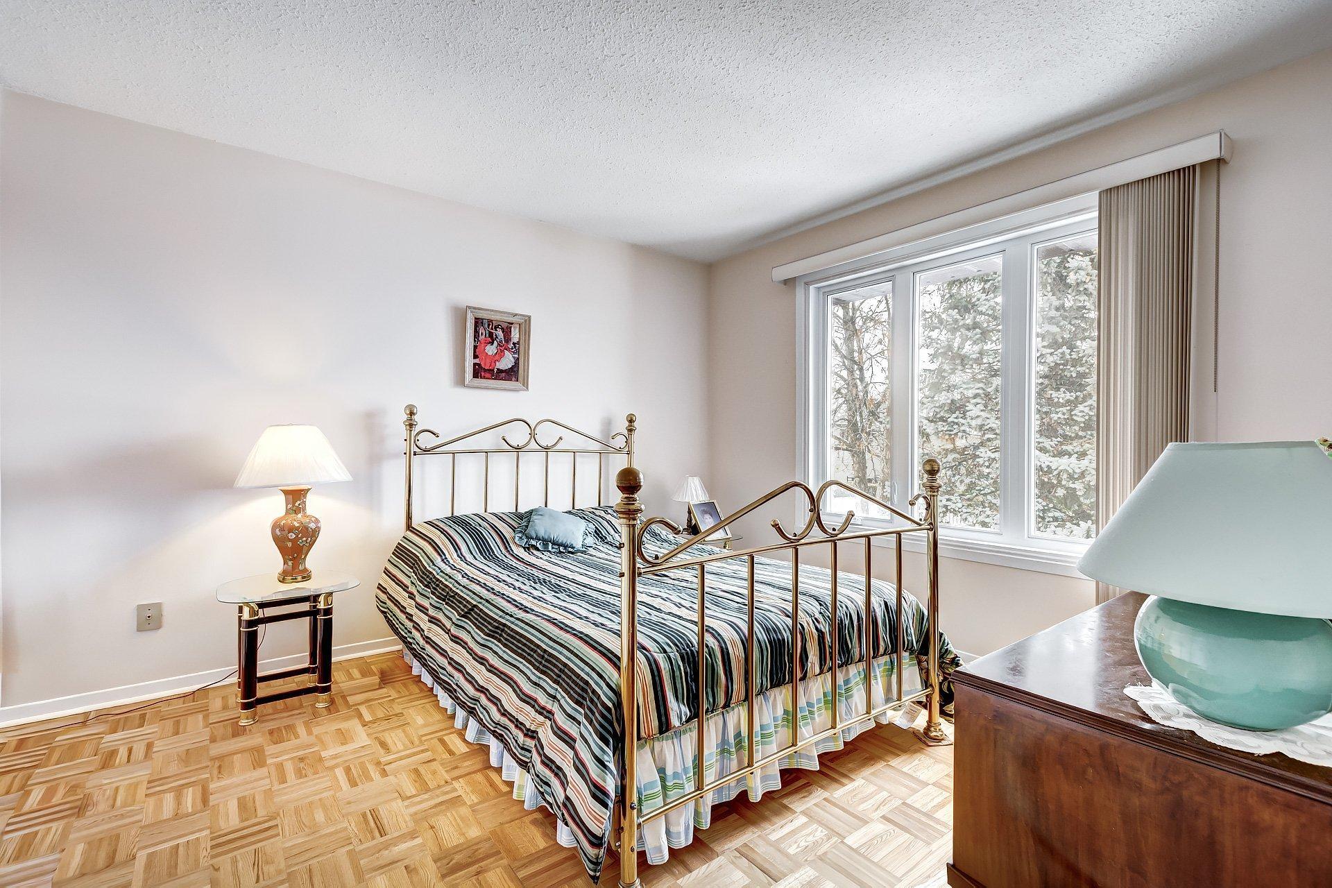 









1148


Rue Tecumseh

,
Dollard-des-Ormeaux,




QC
H9B2Z6

