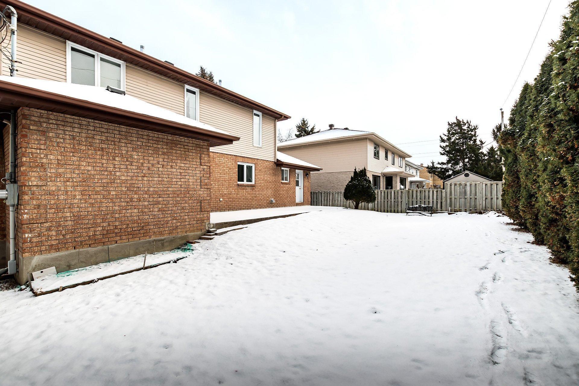 









1148


Rue Tecumseh

,
Dollard-des-Ormeaux,




QC
H9B2Z6

