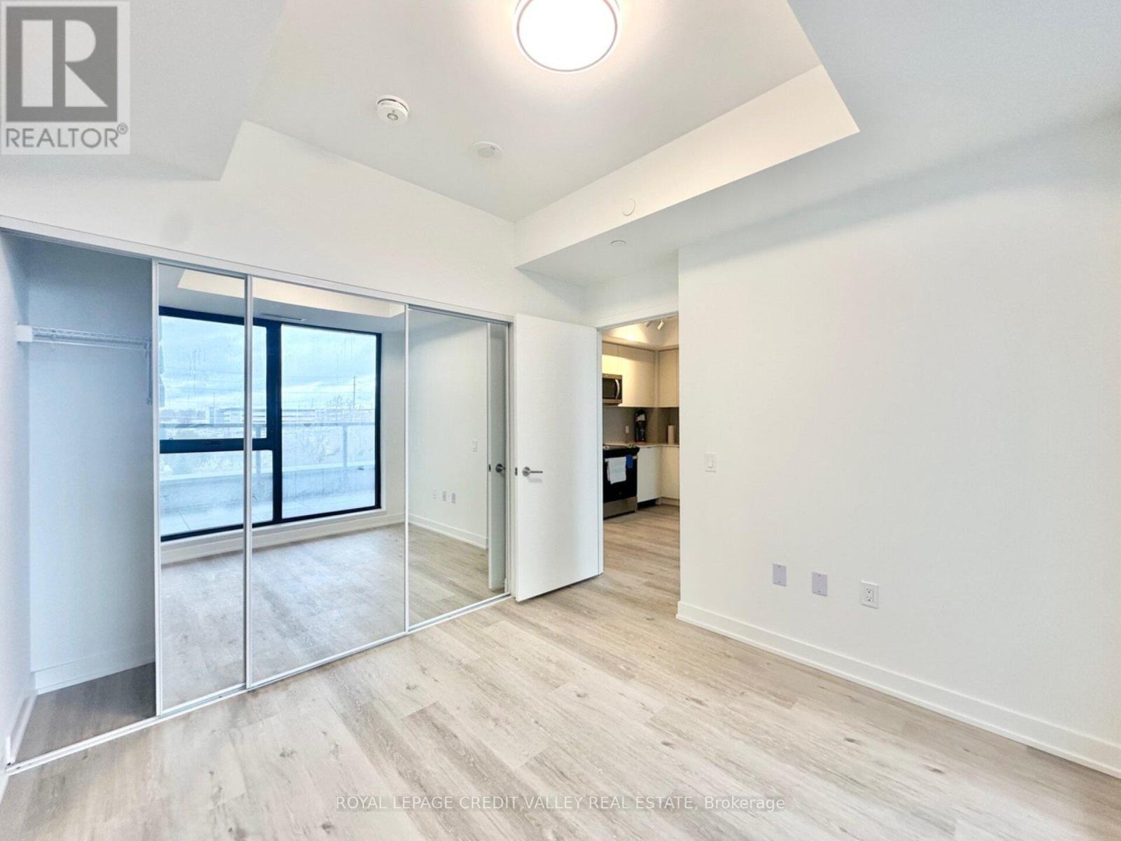 












310 - 1606 CHARLES STREET

,
Whitby,




Ontario
L1N0P1

