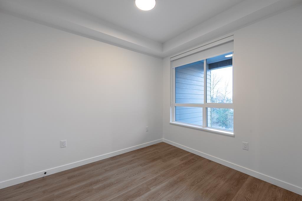 












408 27215 ALDERGROVE TOWN CENTRE DRIVE

,
Langley,




British Columbia
V4W0E3

