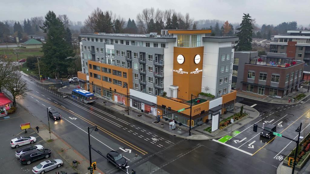 












408 27215 ALDERGROVE TOWN CENTRE DRIVE

,
Langley,




British Columbia
V4W0E3

