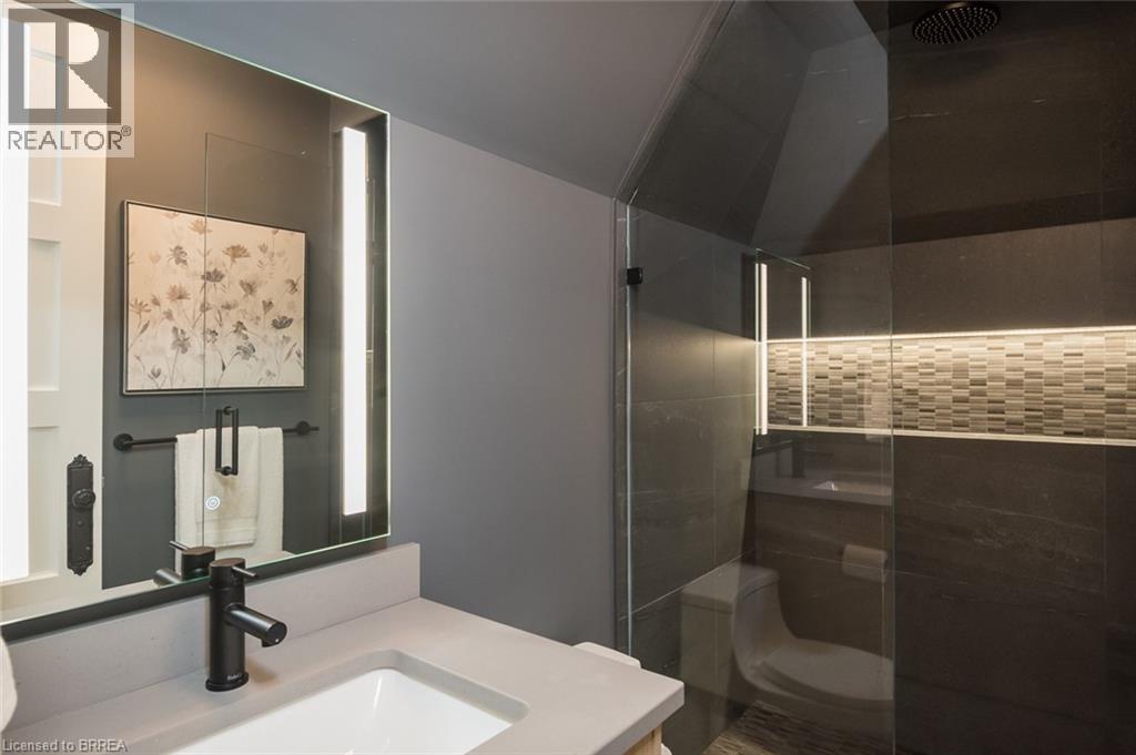 












13160 NASSAGAWEYA ESQUESING Townline

,
Milton,




Ontario
L7J2L7

