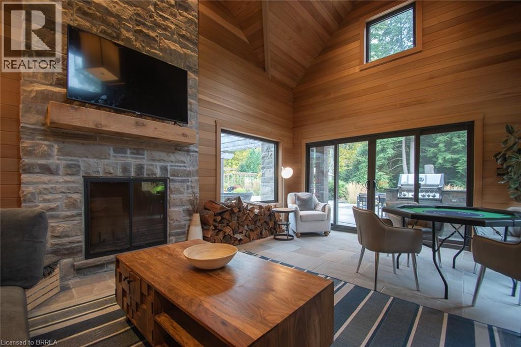 












13160 NASSAGAWEYA ESQUESING Townline

,
Milton,




Ontario
L7J2L7

