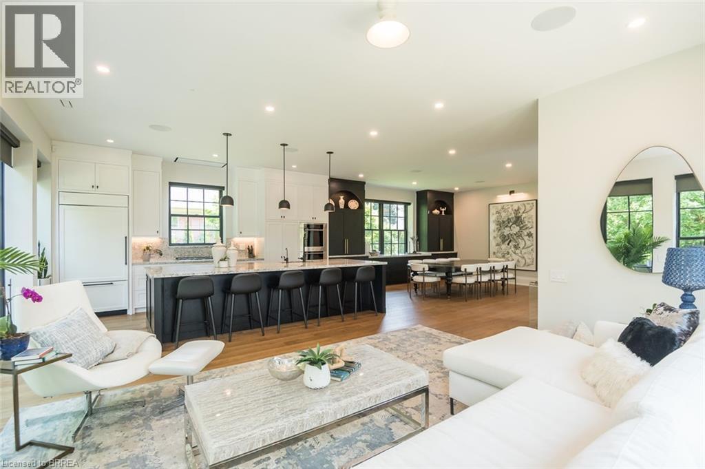 












57 VICTORIA Street

,
Milton,




Ontario
L9T1S6

