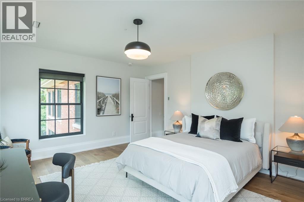 












57 VICTORIA Street

,
Milton,




Ontario
L9T1S6

