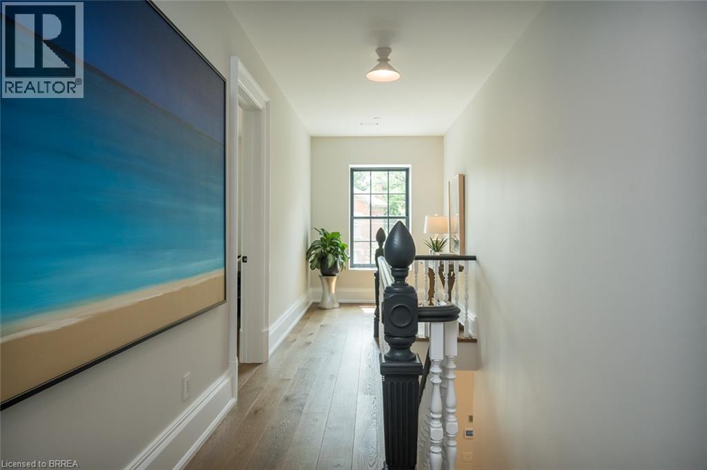 












57 VICTORIA Street

,
Milton,




Ontario
L9T1S6

