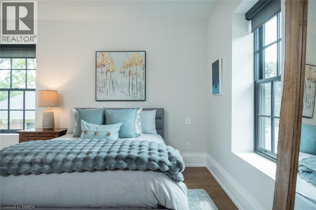 












57 VICTORIA Street

,
Milton,




Ontario
L9T1S6

