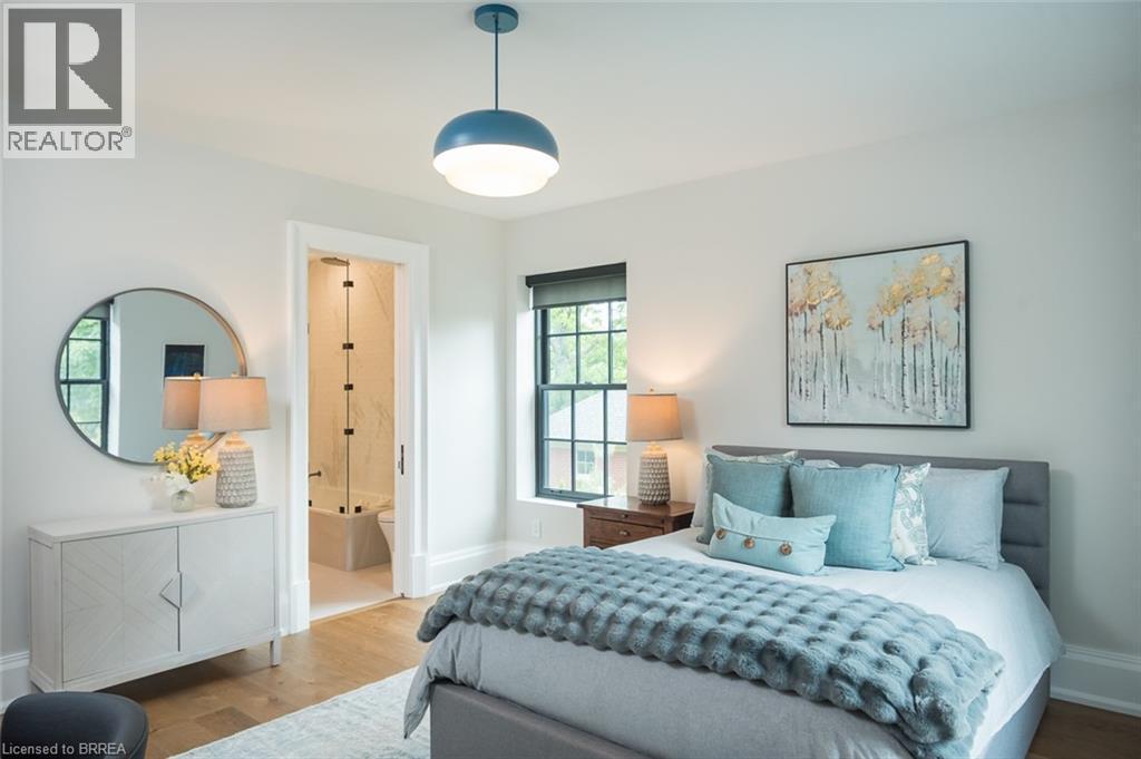 












57 VICTORIA Street

,
Milton,




Ontario
L9T1S6

