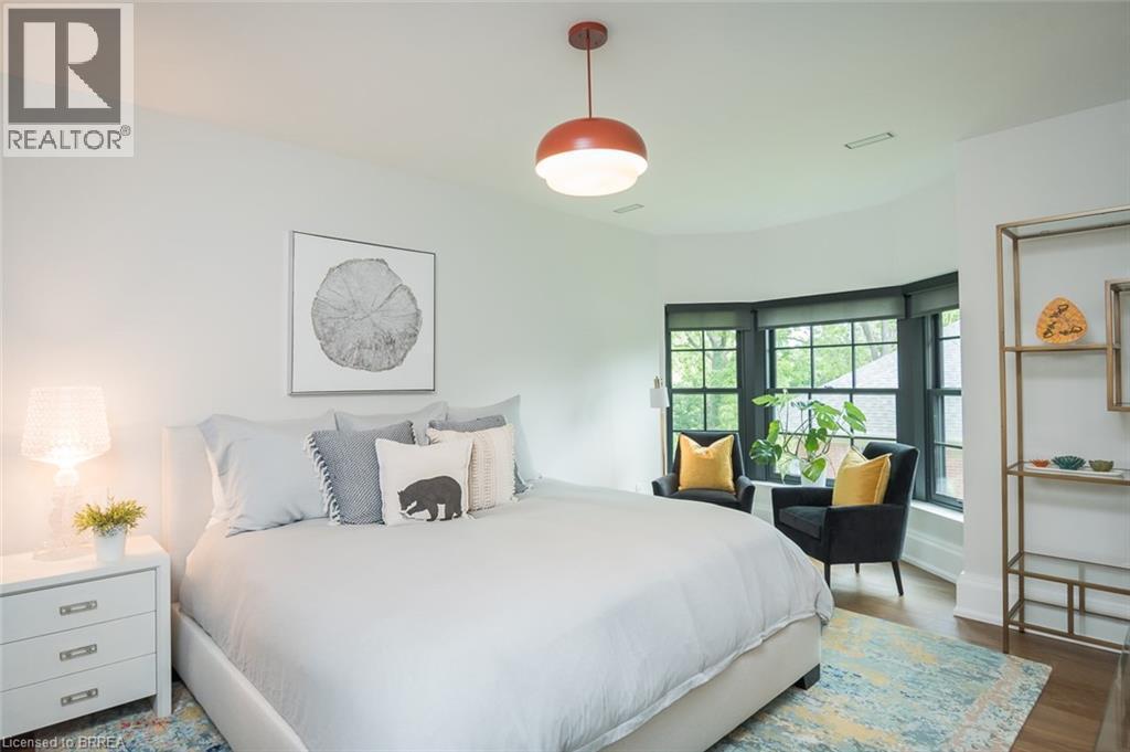 












57 VICTORIA Street

,
Milton,




Ontario
L9T1S6

