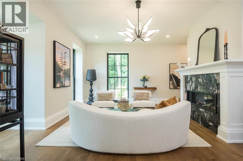 












57 VICTORIA Street

,
Milton,




Ontario
L9T1S6

