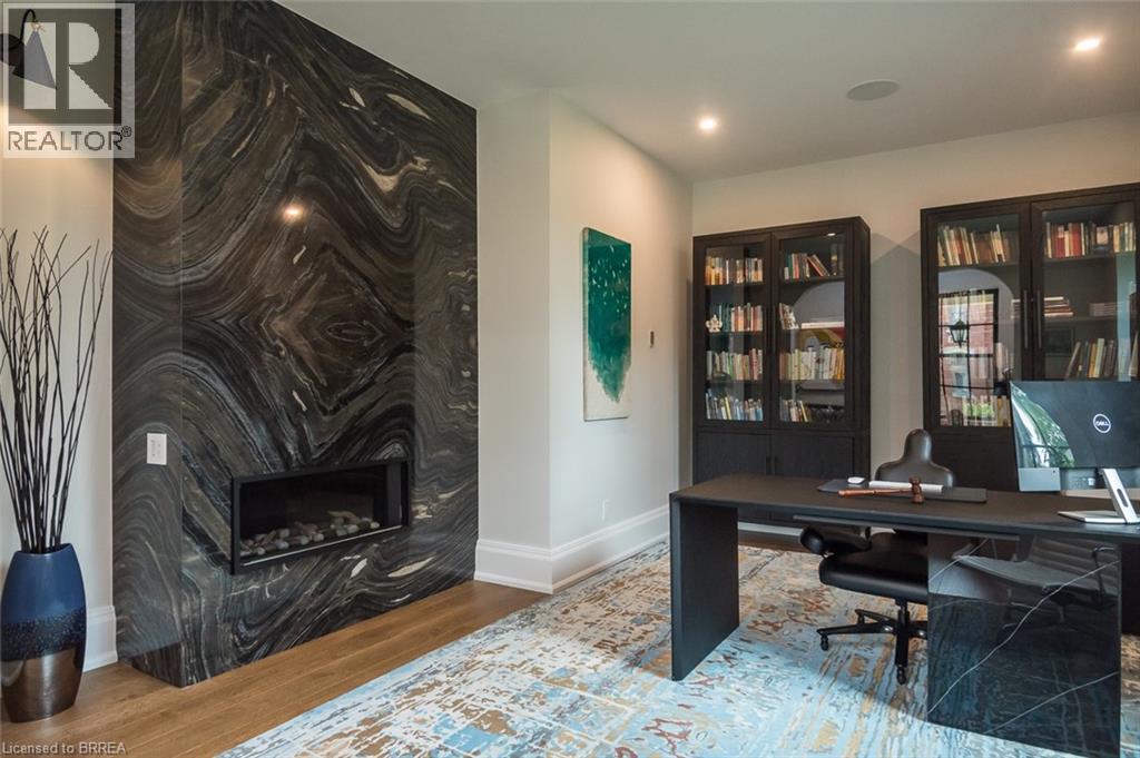 












57 VICTORIA Street

,
Milton,




Ontario
L9T1S6

