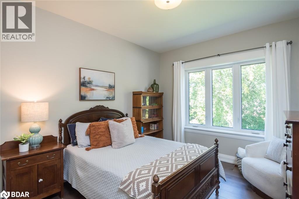 












29 BARTON Street

,
Milton,




Ontario
L9T1C7

