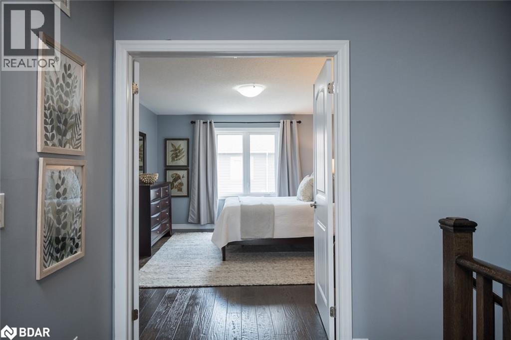 












32 FORBES Terrace

,
Milton,




Ontario
L9T3X3

