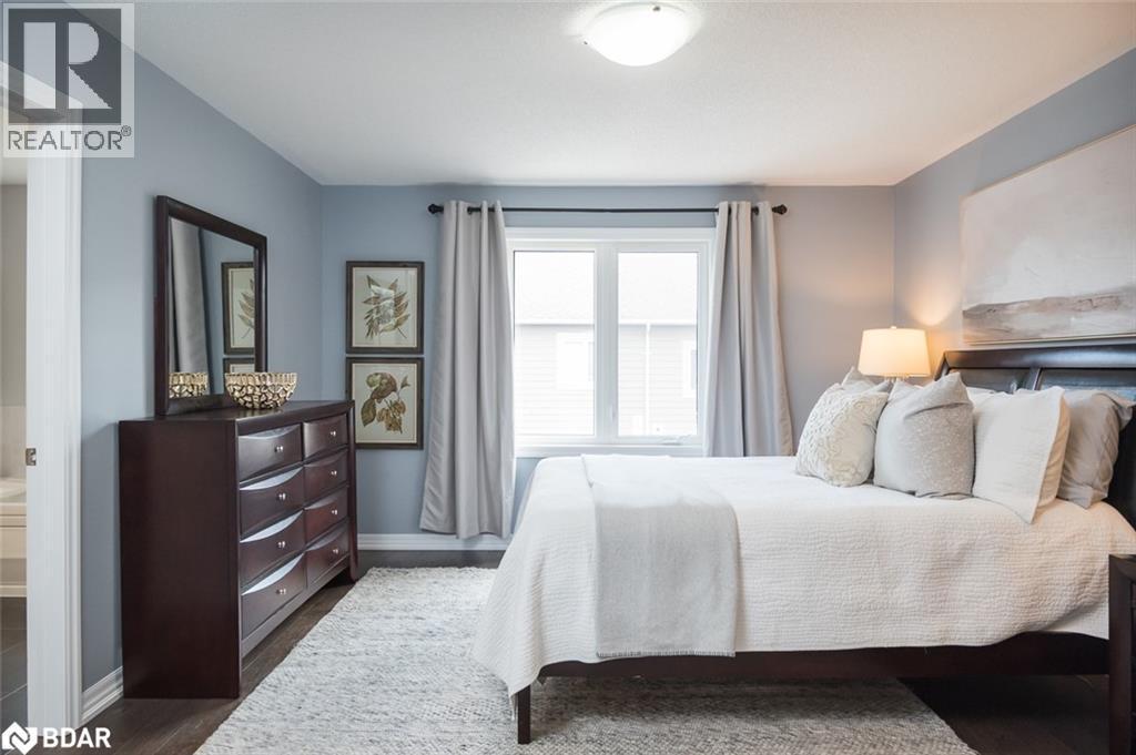 












32 FORBES Terrace

,
Milton,




Ontario
L9T3X3

